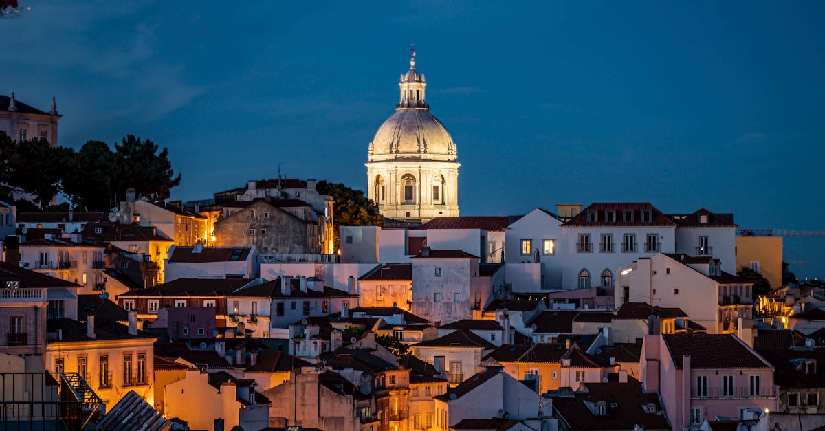Alfama akşamı