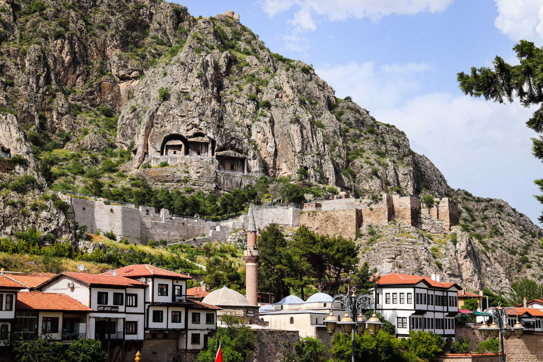 The royal rock tombs
