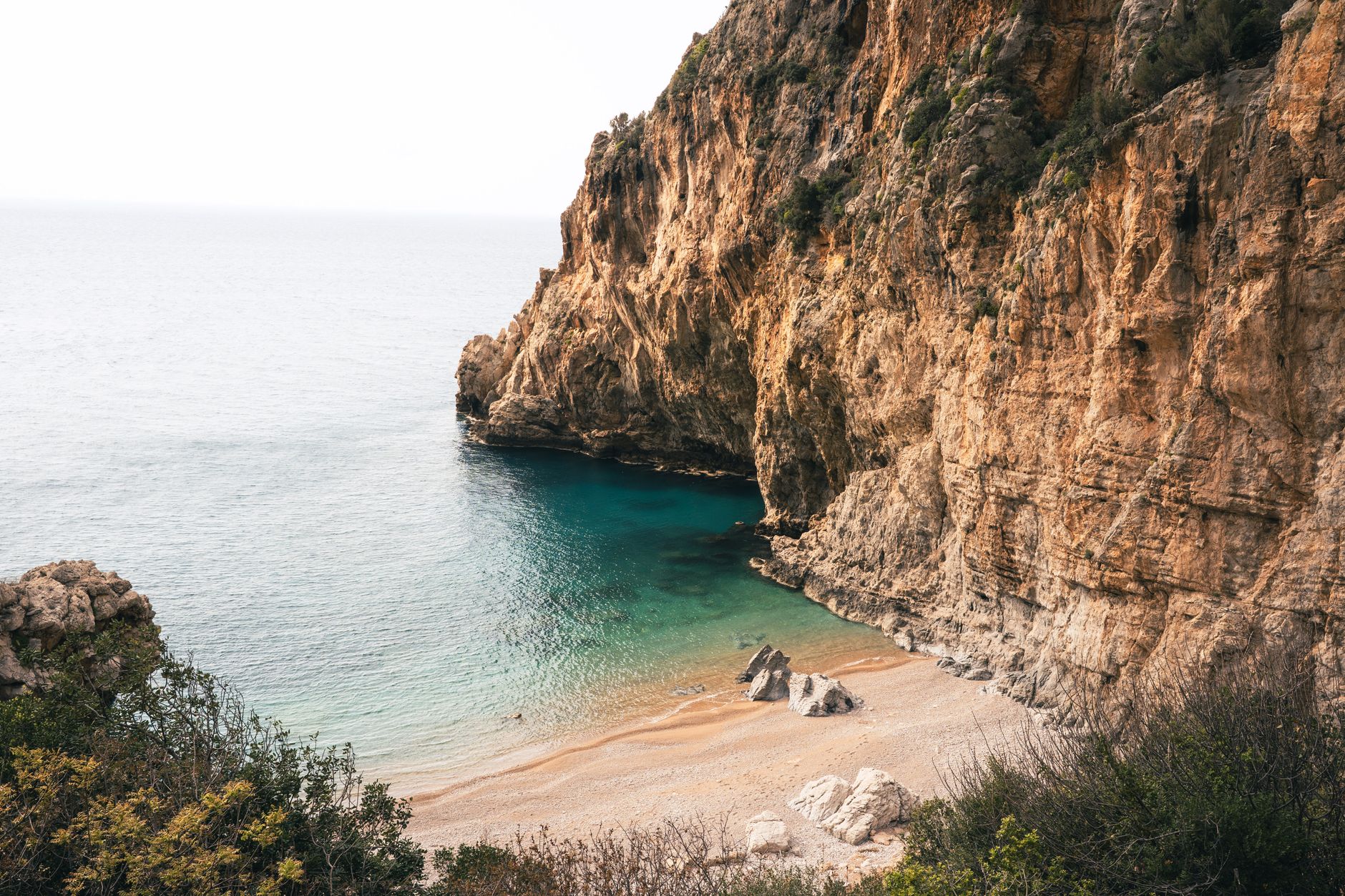 The Arsuz shore