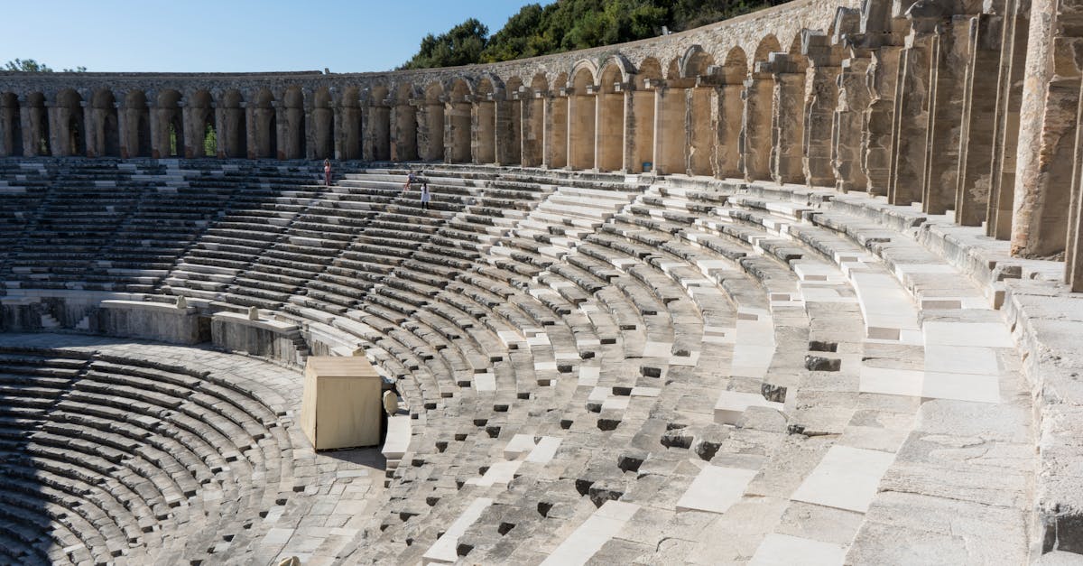 Aspendos antik tiyatrosu