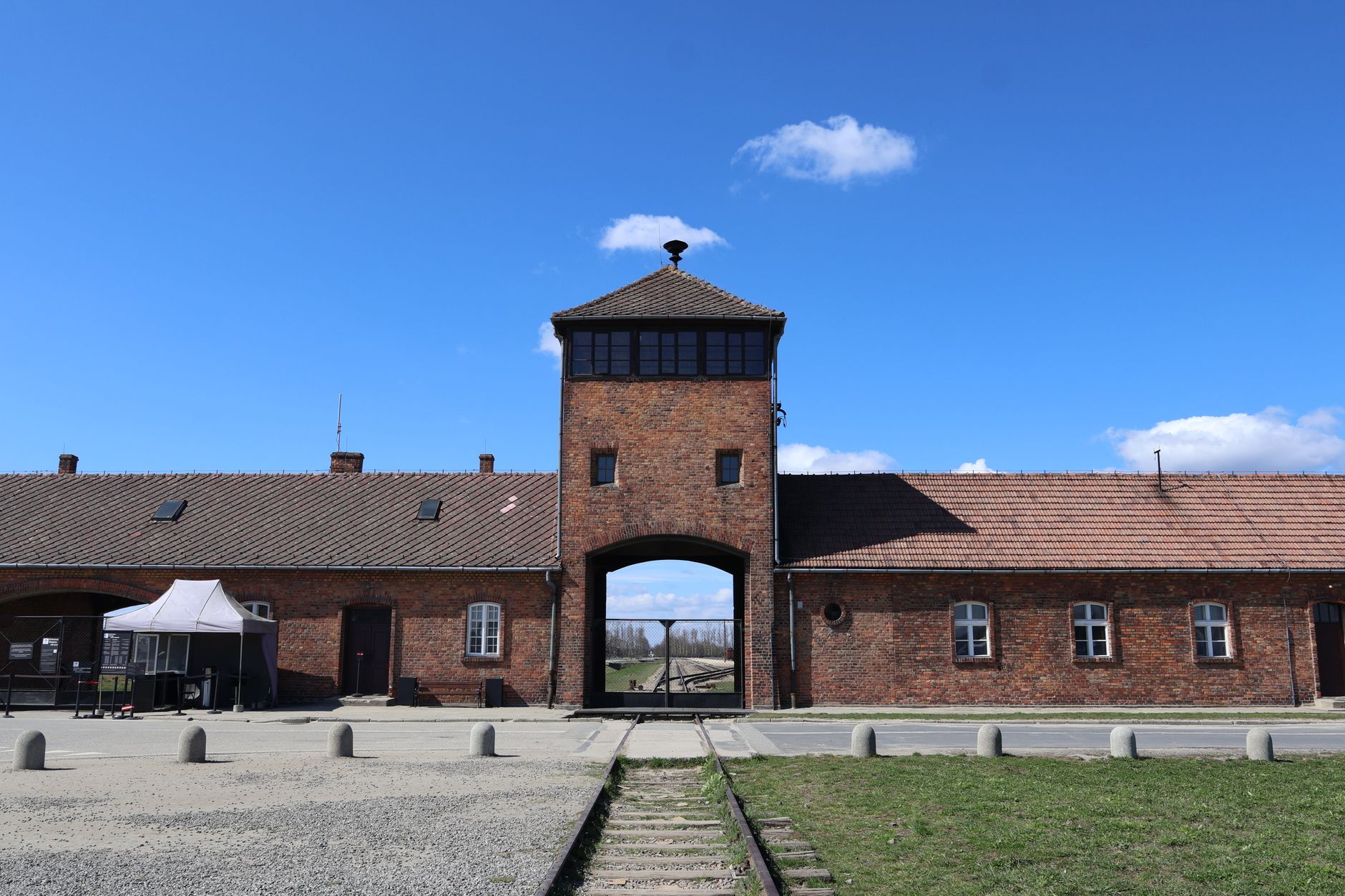 Auschwitz-Birkenau Anıtı