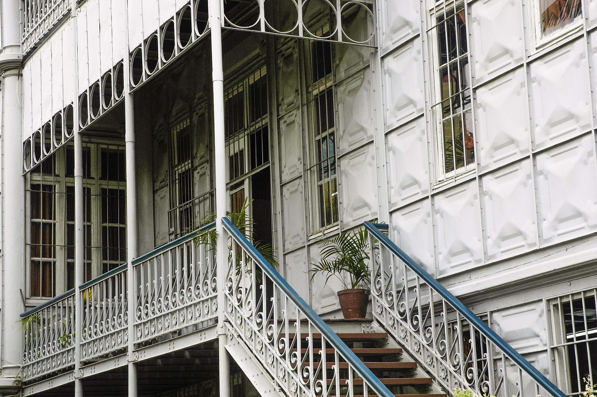 Casa de Ferro (Demir Ev)