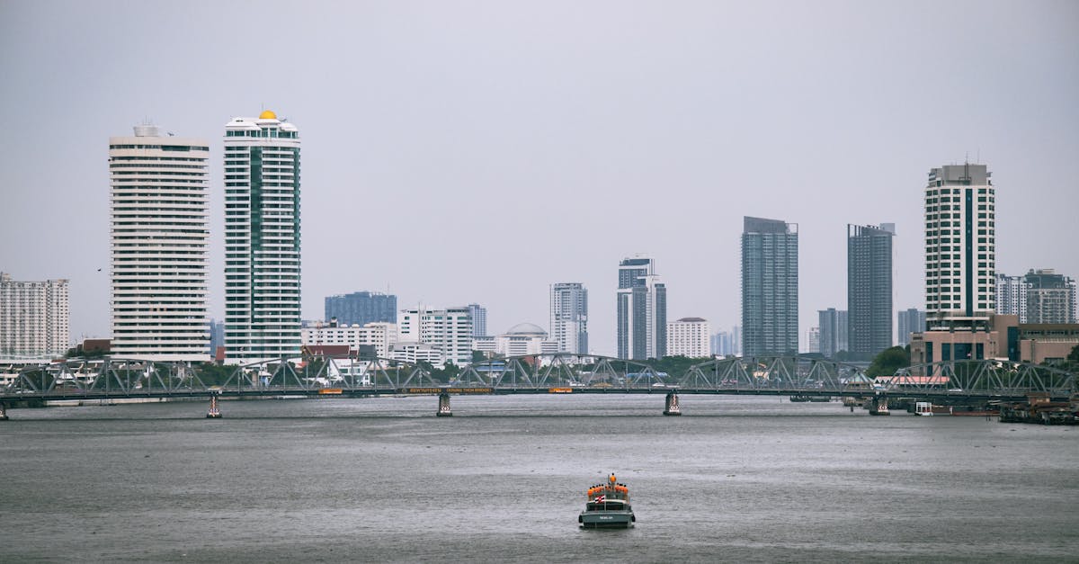 Chao Phraya nehri tekne