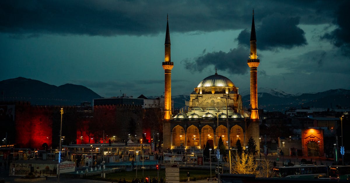 Kapalıçarşı + Bedesten