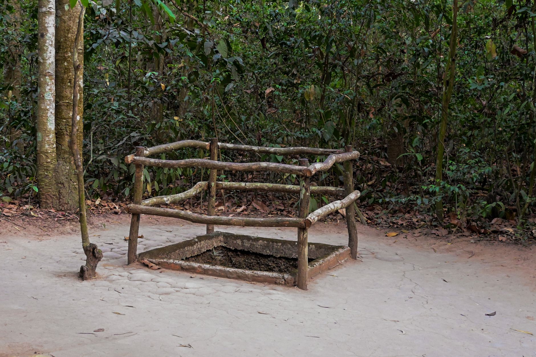 Cu Chi tünelleri