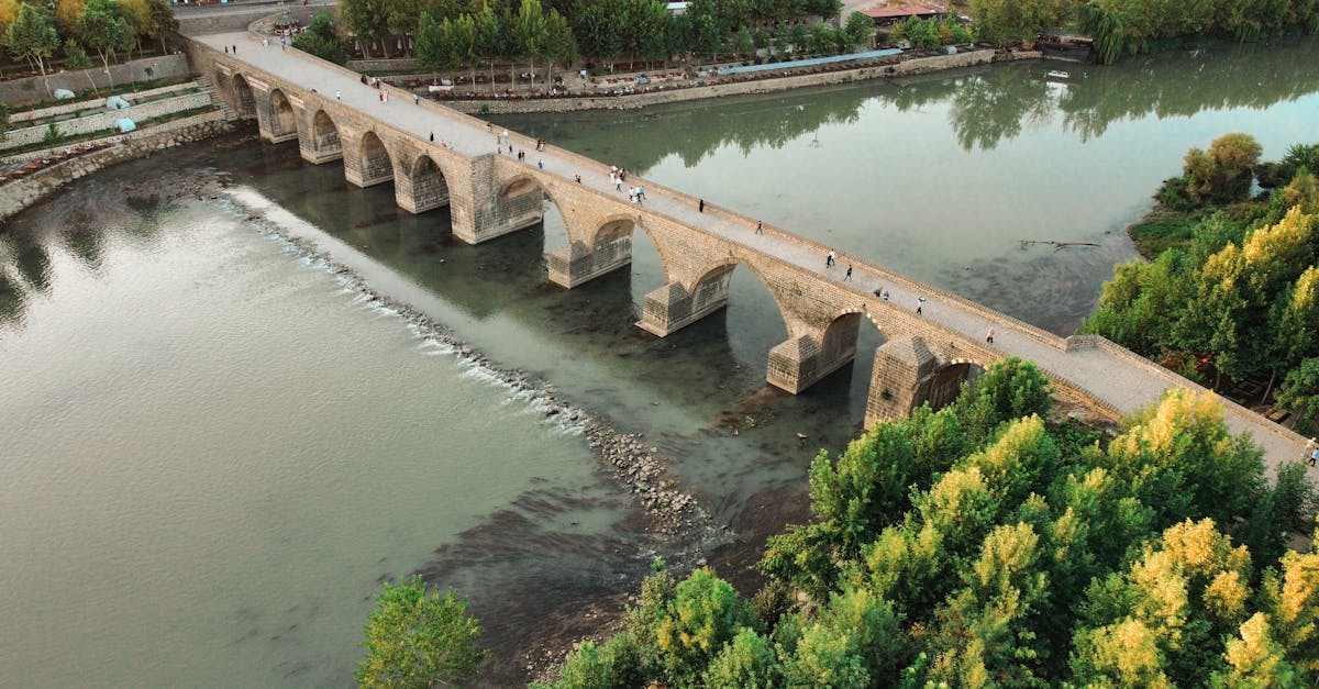 Hevsel Bahçeleri + Dicle