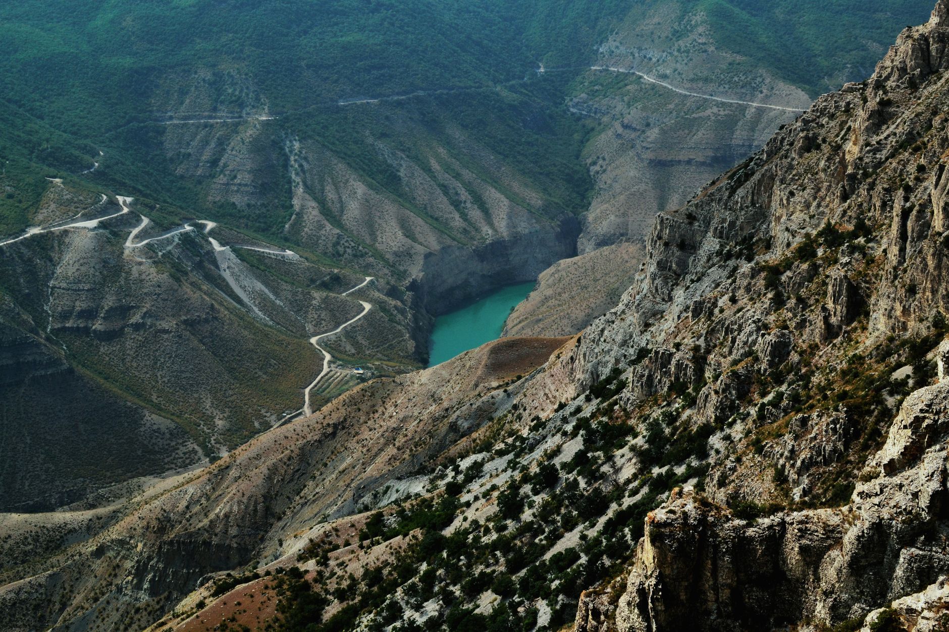 The Kasrik gorge