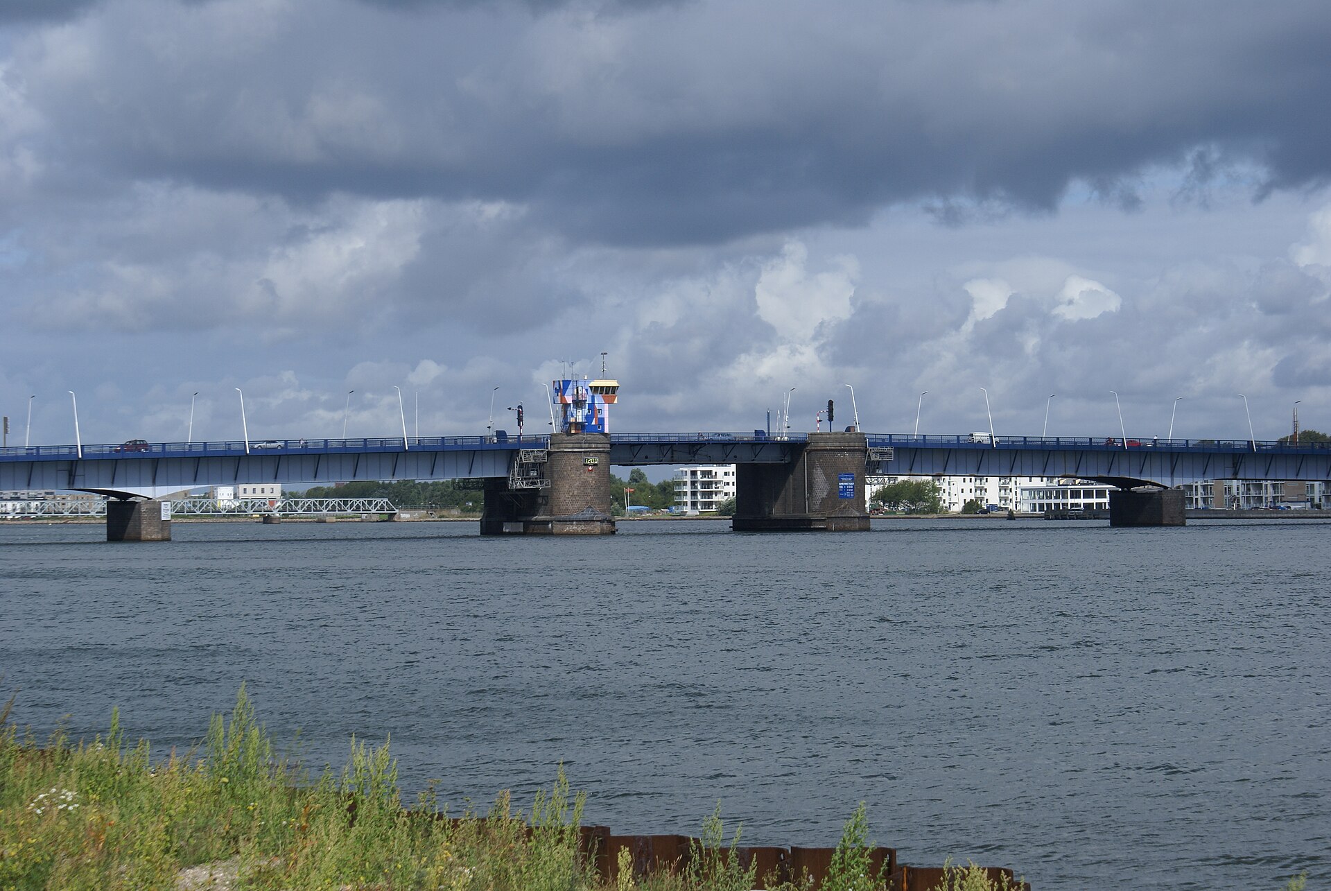 Limfjord Köprüsü