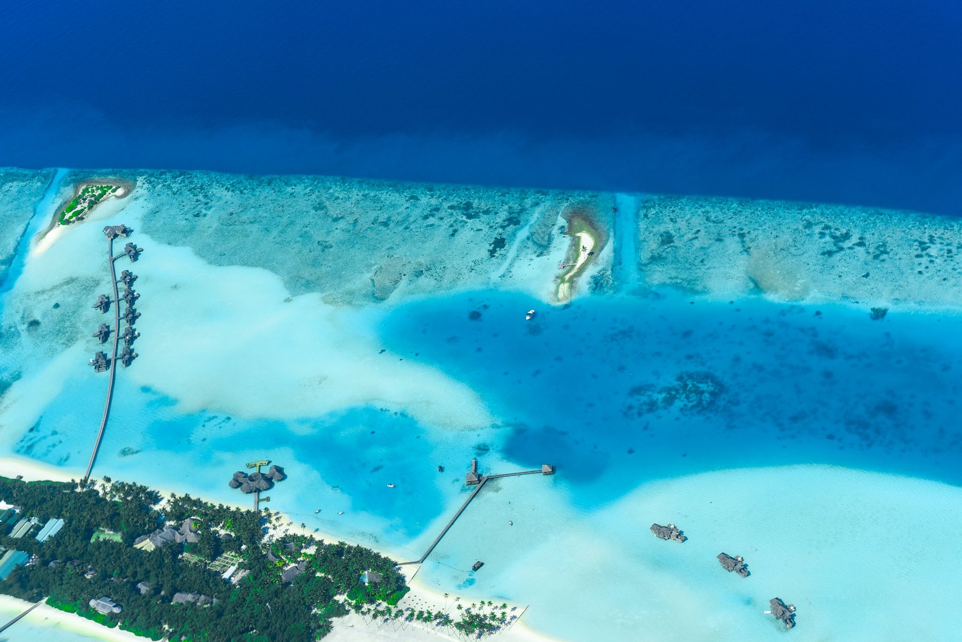 Kum adası (sandbank) pikniği