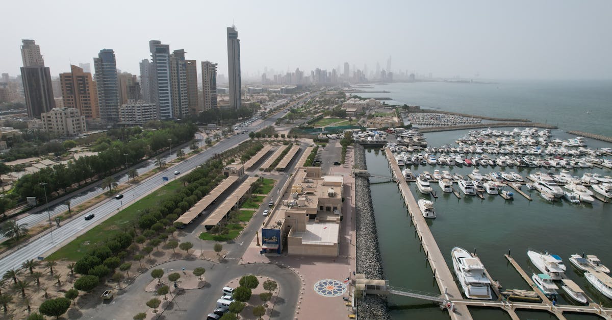 Marina Crescent