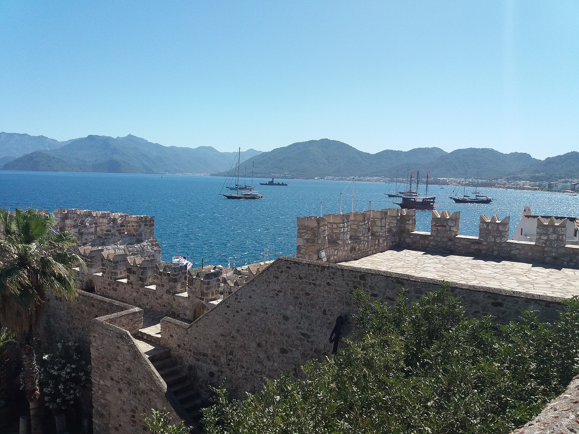 Marmaris Kalesi ve Müzesi