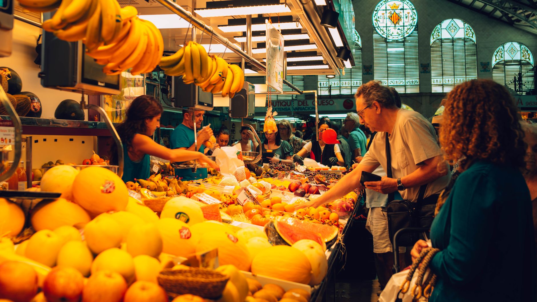 Merkez Pazarı (Mercado Central)