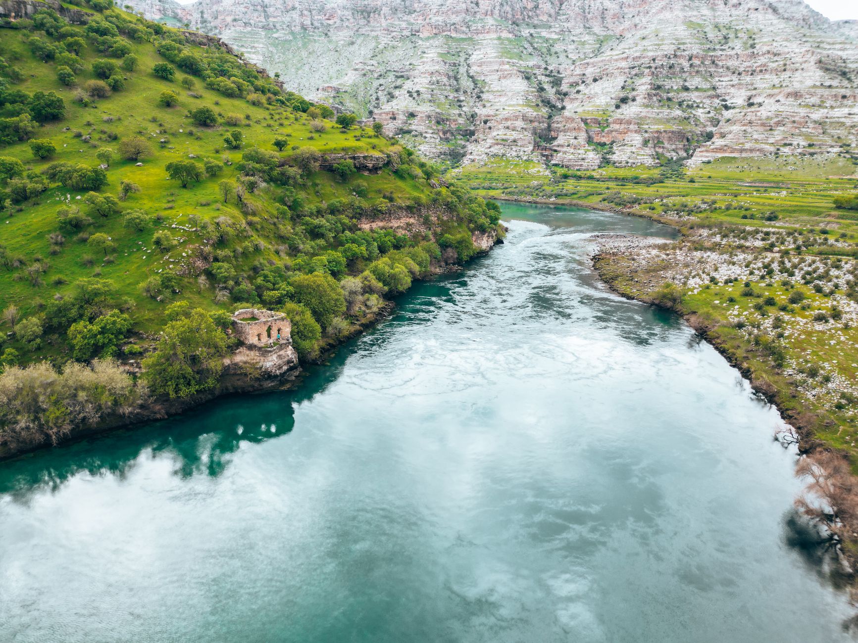 The Murat river valley