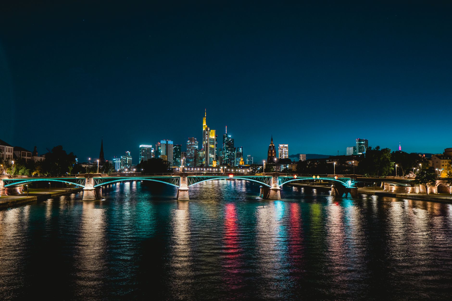 Museumsufer (museum embankment)