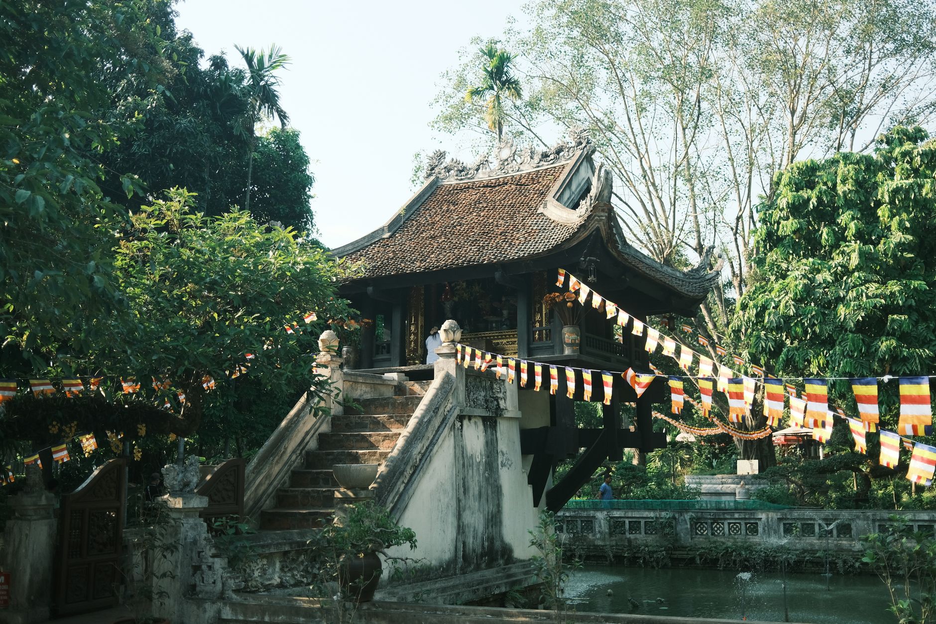 Tek Direkli Pagoda
