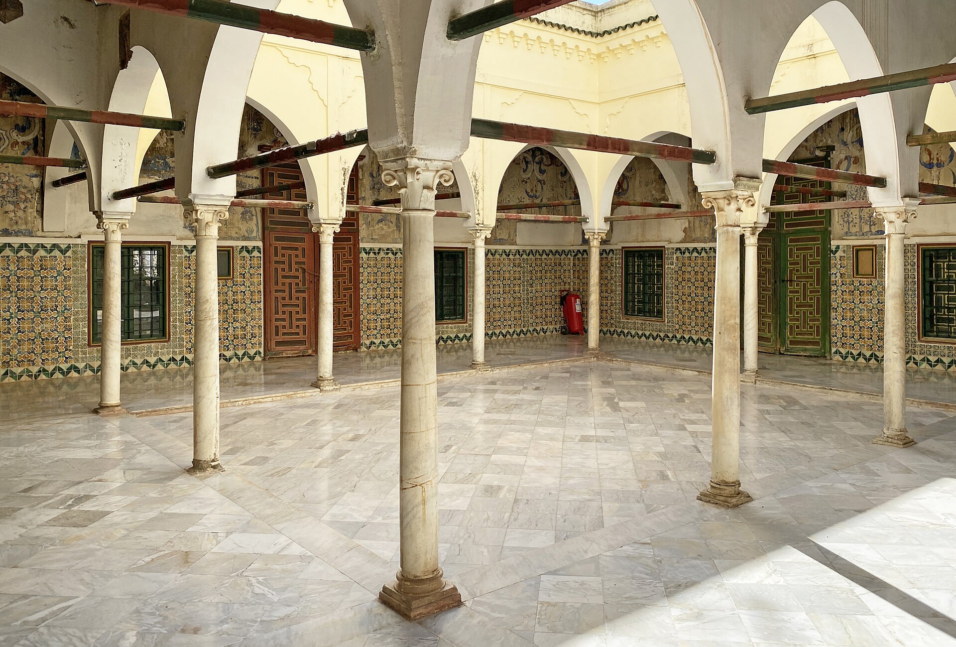 Ahmed Bey Sarayı