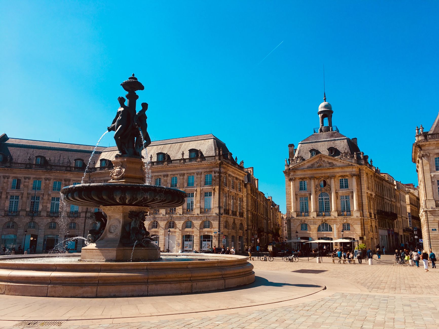 Place de la Bourse and the water mirror