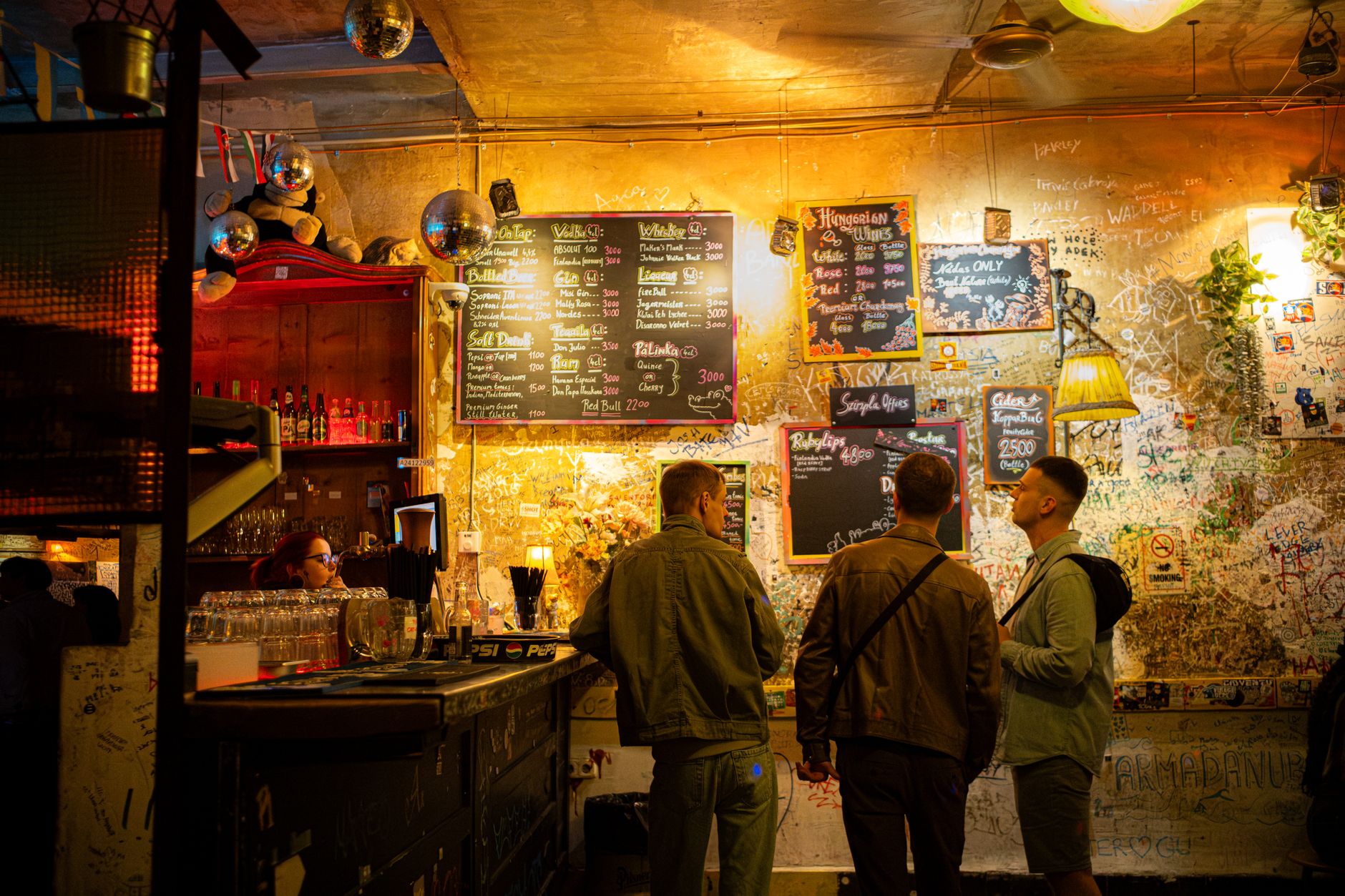 Ruin barlar (Szimpla Kert)