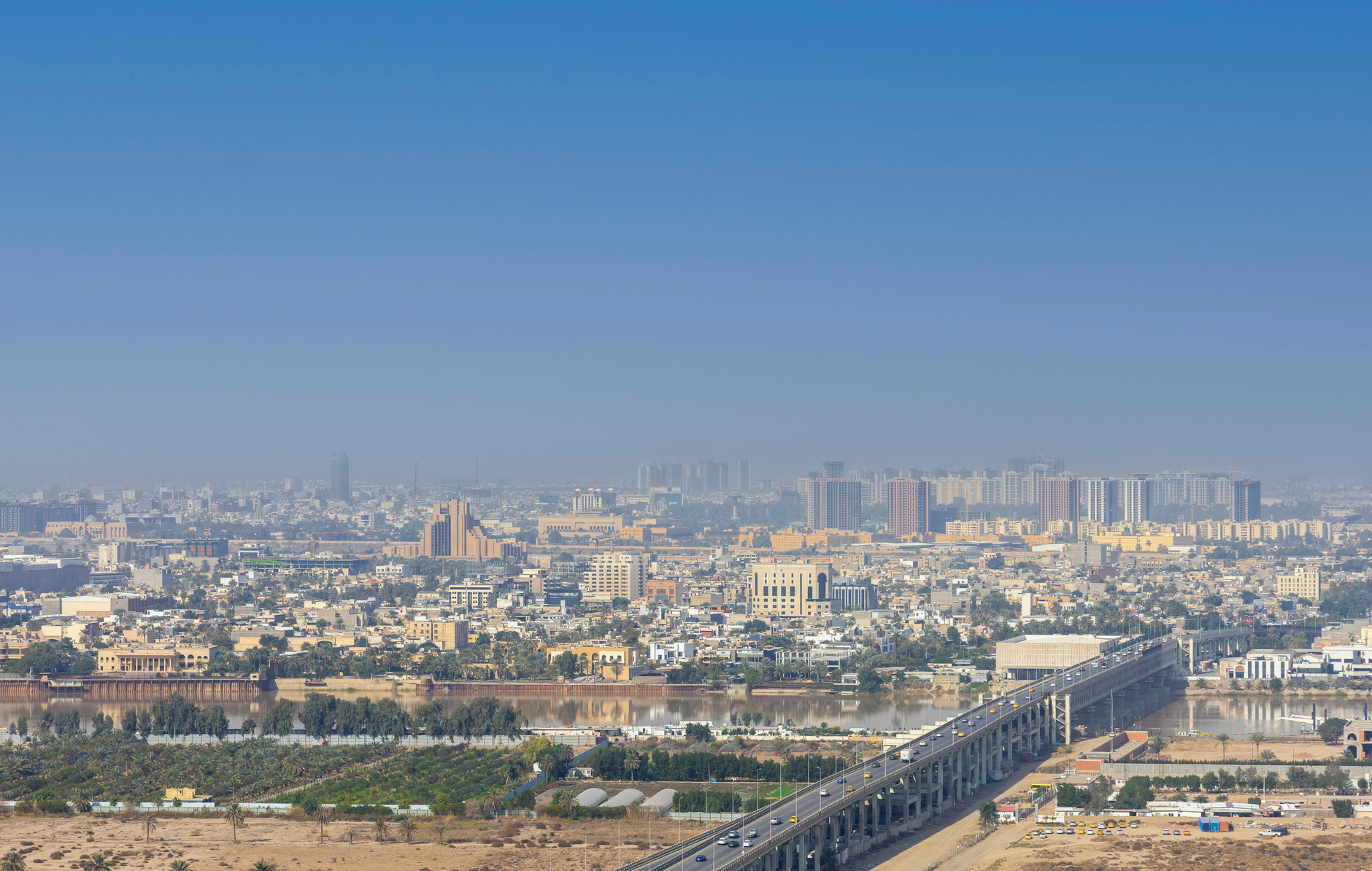 The Tigris bank and masgouf