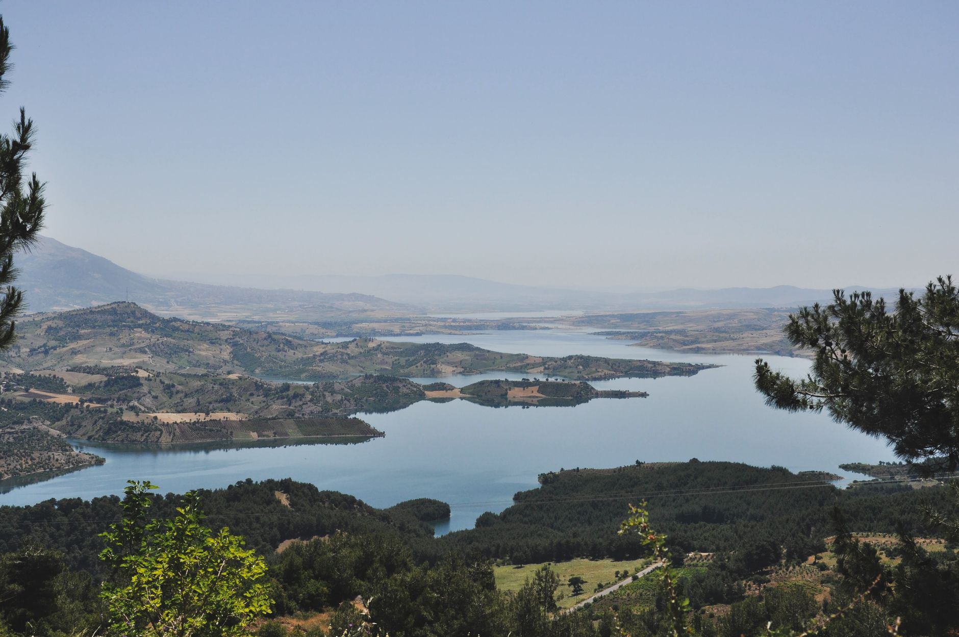 The Tigris valley and reservoir