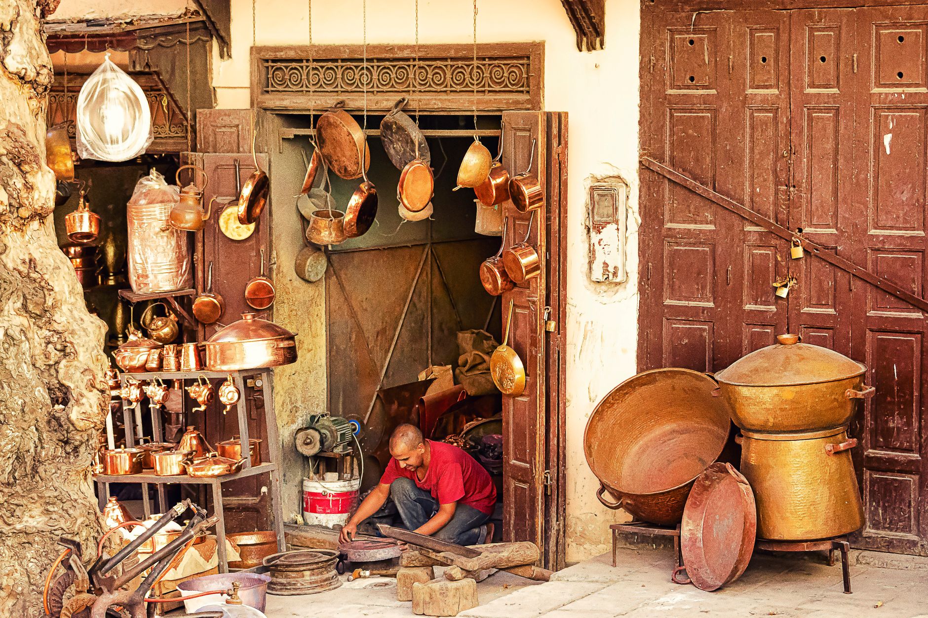 The coppersmiths' bazaar