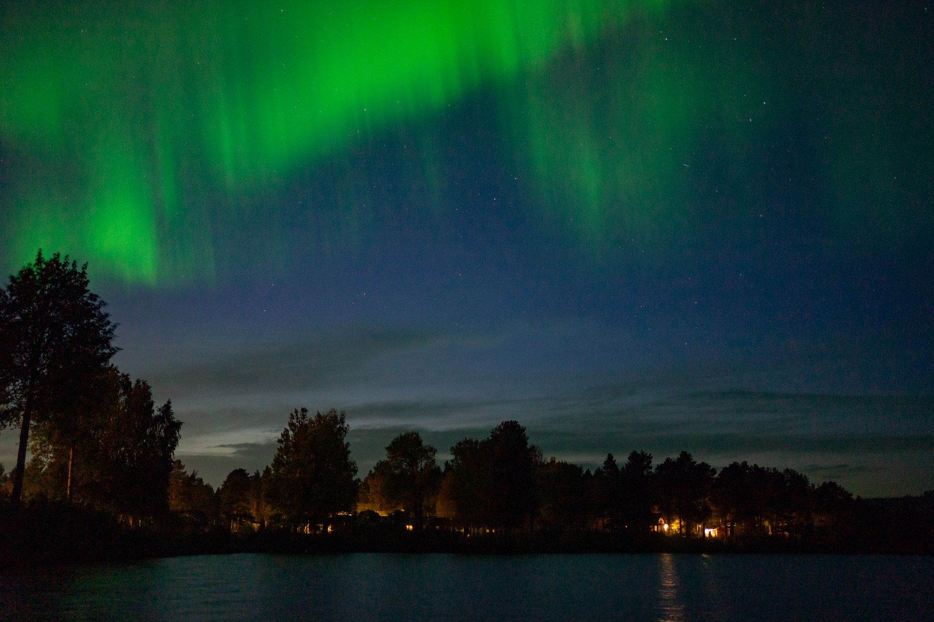 Northern lights hunting